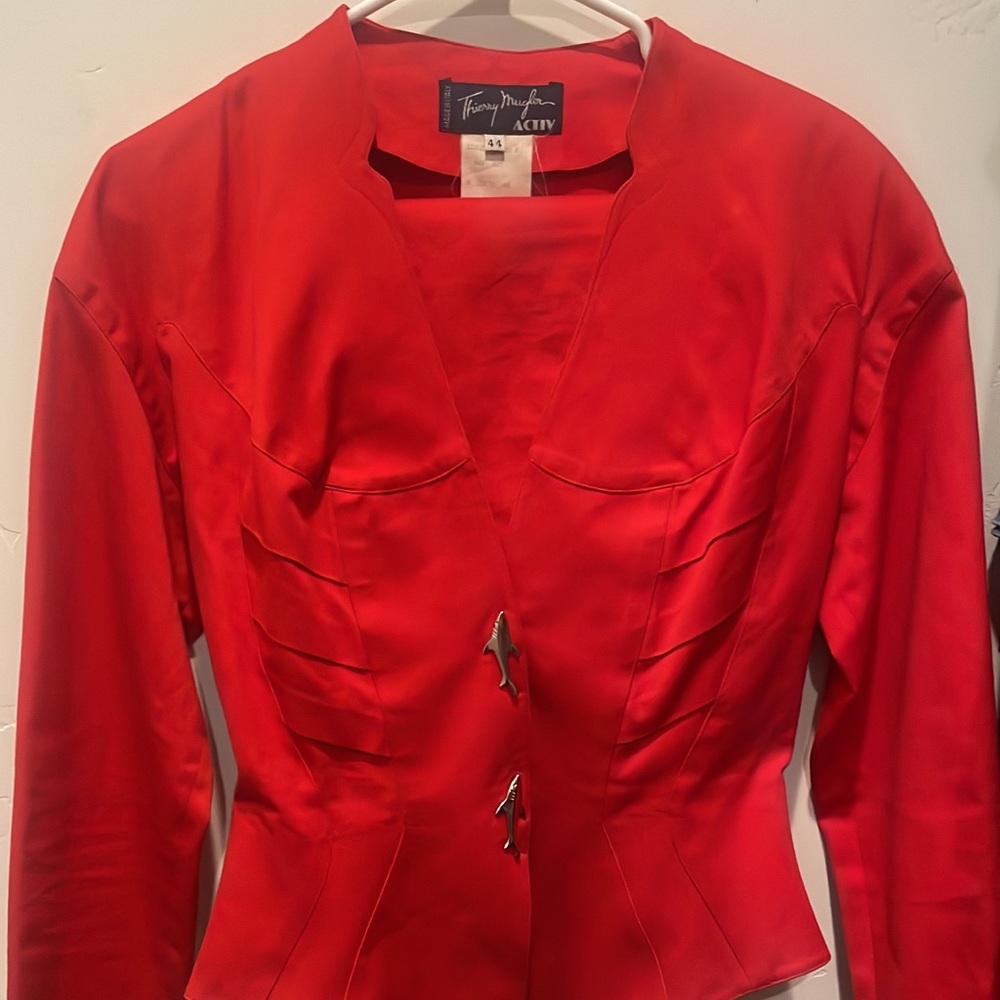 VINTAGE THIERRY MUGLER SKIRT SUIT SHARK!!!!